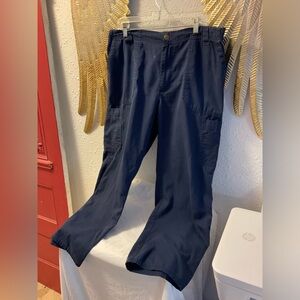 Carhartt Women's Blue and Navy Trousers Size: L